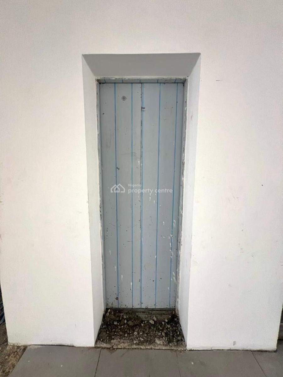 Spacious 2-bedroom Apartment with Elevator and Swimming Pool, Ikate, Ikate, Lekki, Lagos, Block of Flats for Sale