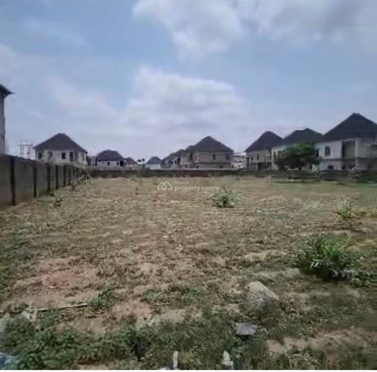 2,600sqm, Residential, Fenced with Gate, Lugbe District, Abuja, Residential Land for Sale