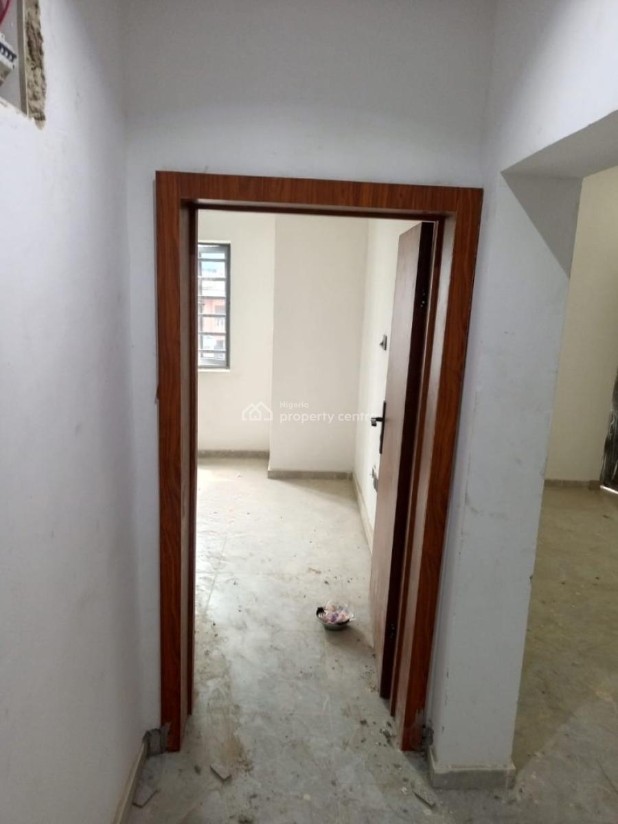 Luxury 2bedroom Apartment (ground Floor with Clean Water), Off Agidi Road, Alapere, Ketu, Lagos, Flat / Apartment for Rent