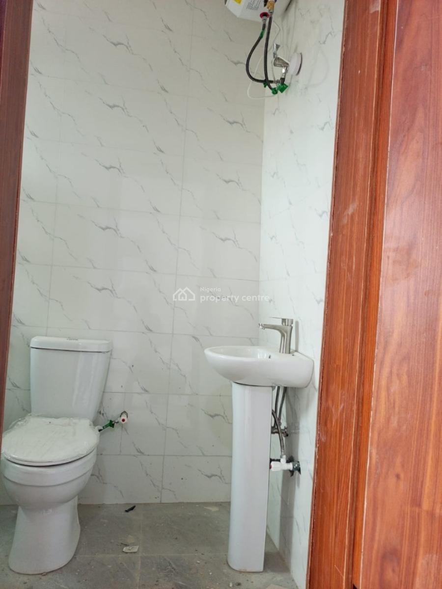 Luxury 2bedroom Apartment (ground Floor with Clean Water), Off Agidi Road, Alapere, Ketu, Lagos, Flat / Apartment for Rent