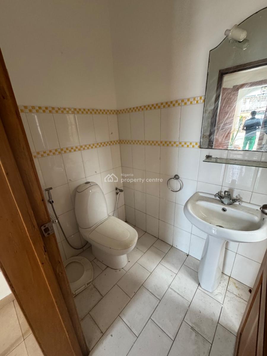 a 4 Bedroom Semi Detached Duplex with a Bq in Lekki 1, Lekki Phase 1., Lekki Phase 1, Lekki, Lagos, Semi-detached Duplex for Rent
