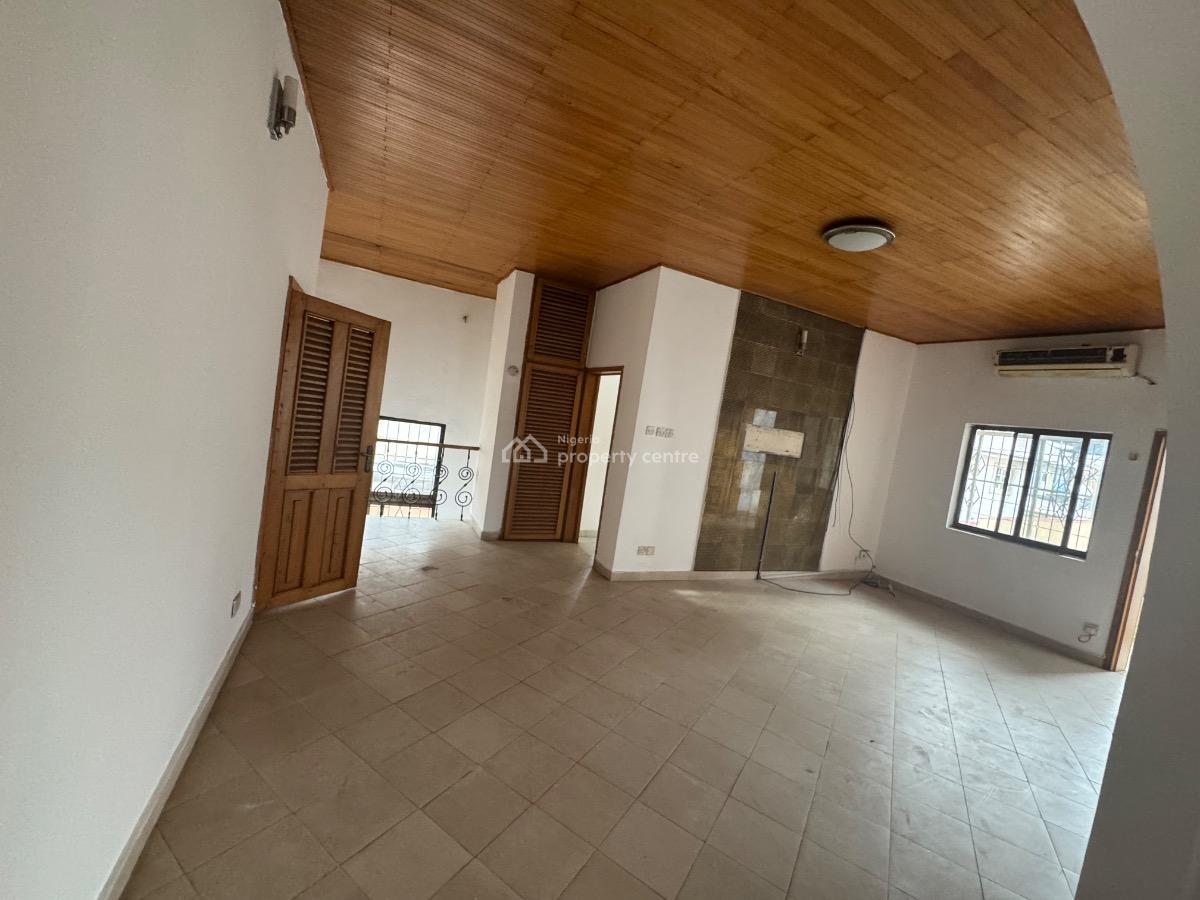 a 4 Bedroom Semi Detached Duplex with a Bq in Lekki 1, Lekki Phase 1., Lekki Phase 1, Lekki, Lagos, Semi-detached Duplex for Rent
