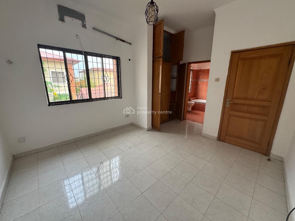 a 4 Bedroom Semi Detached Duplex with a Bq in Lekki 1, Lekki Phase 1., Lekki Phase 1, Lekki, Lagos, Semi-detached Duplex for Rent