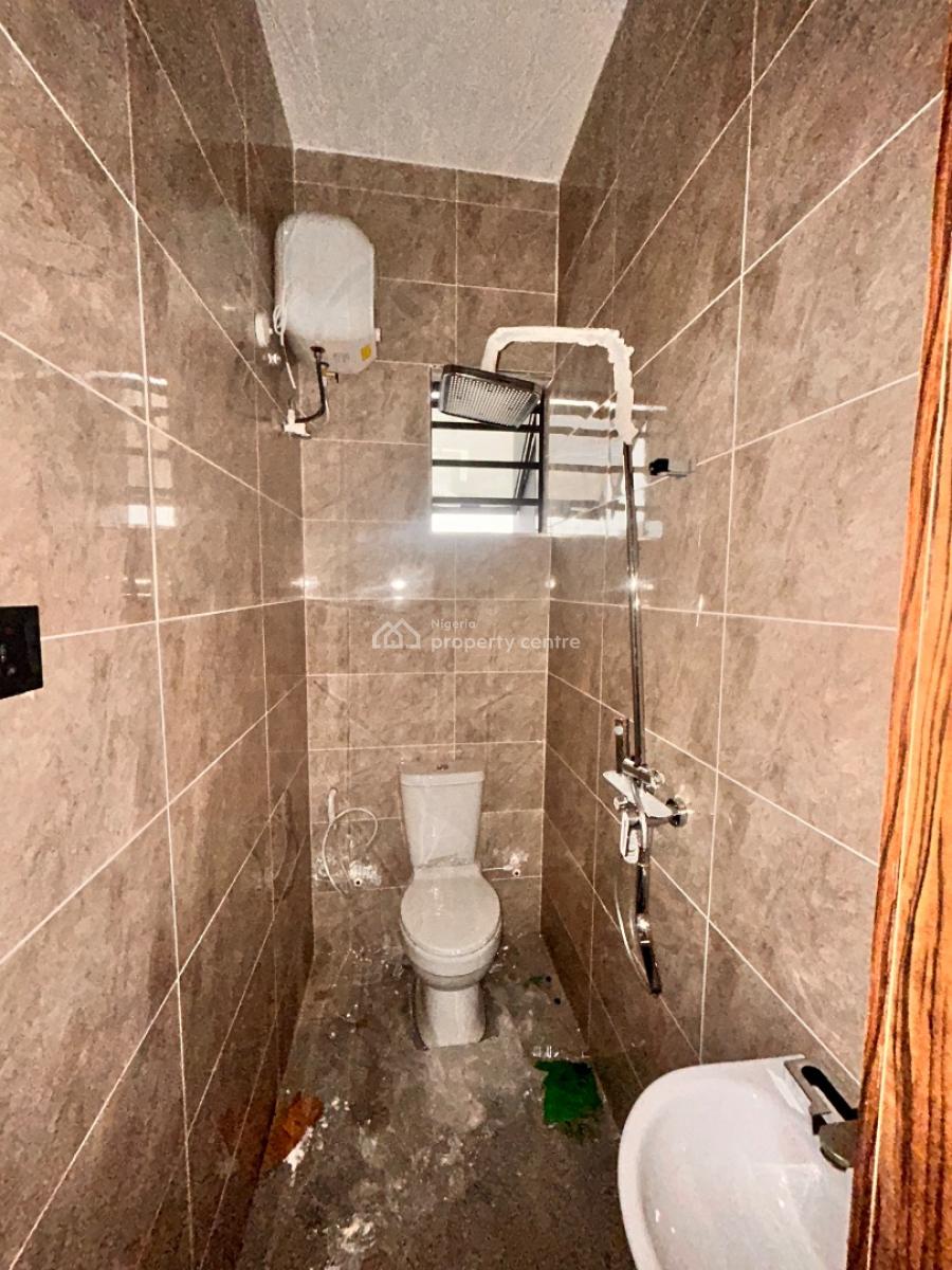 Luxury 2bedroom Apartment with Luxury Finishes, Off Ajibola Crescent, Alapere, Ketu, Lagos, Flat / Apartment for Rent