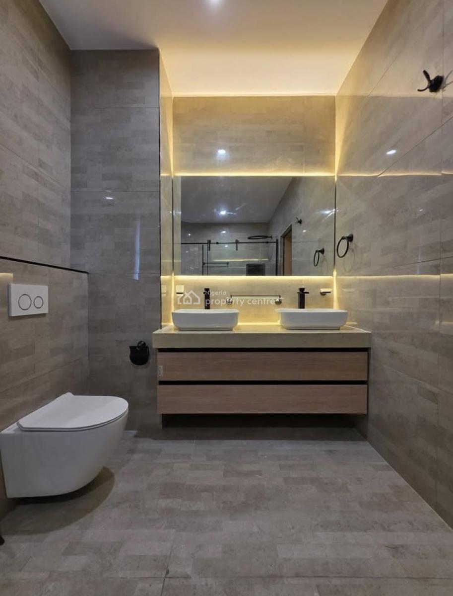 2 Bedroom Luxury Apartments, Lekki Phase 1, Lekki, Lagos, Flat / Apartment for Sale