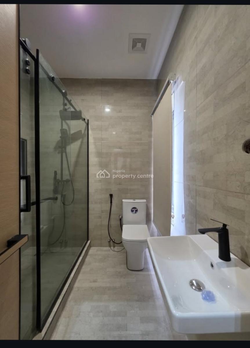 2 Bedroom Luxury Apartments, Lekki Phase 1, Lekki, Lagos, Flat / Apartment for Sale