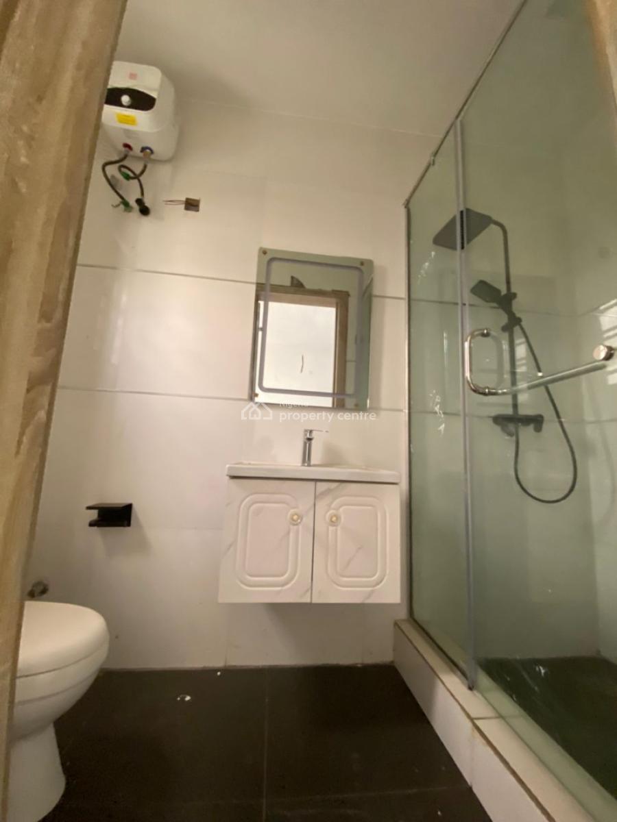 4 Bedroom Semi Detached Duplex, Well Maintained, Opposite Omole Estate, Ojodu Berger, Ojodu, Lagos, Semi-detached Duplex for Sale