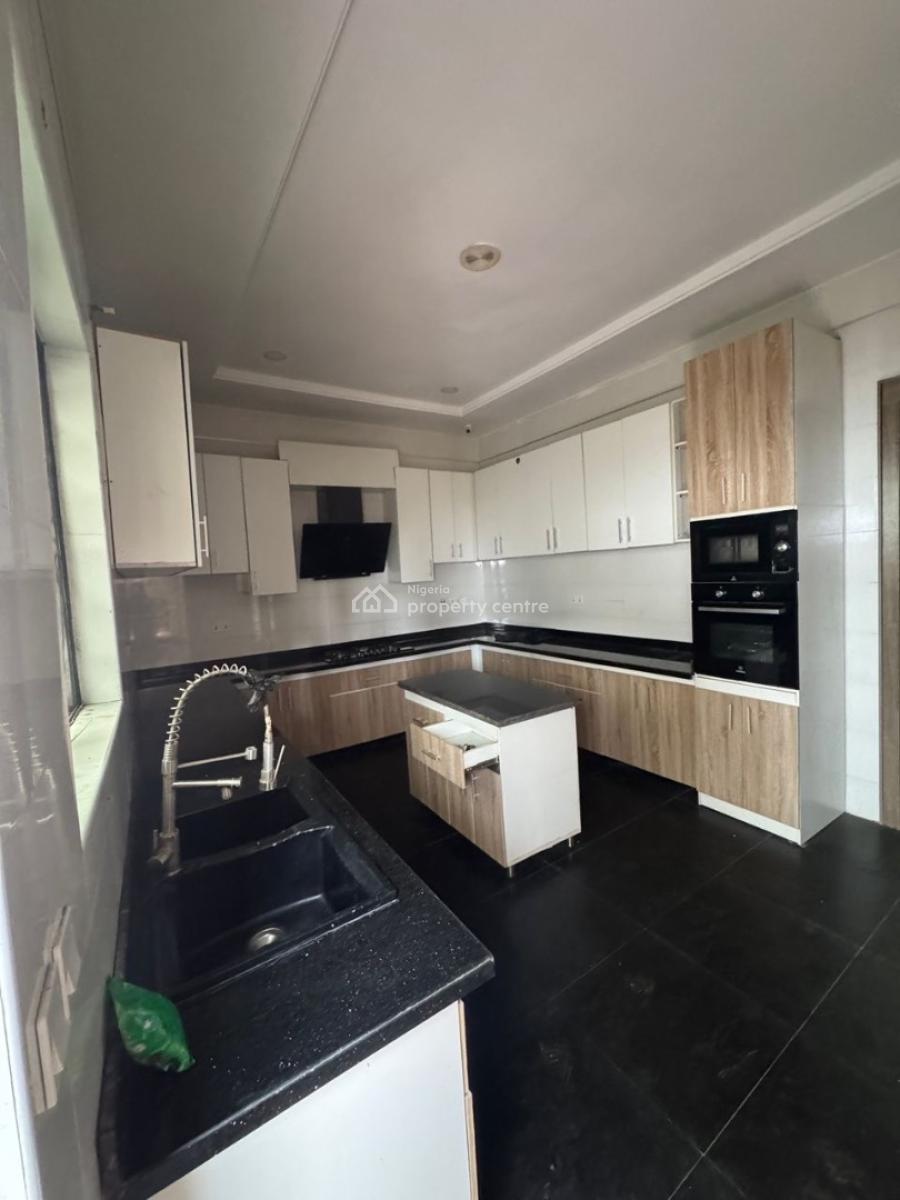 Lovely &spacious 5bedroom Fully Detached Duplex with 2bqs, Orchid Road, Lekki, Lagos, Detached Duplex for Rent