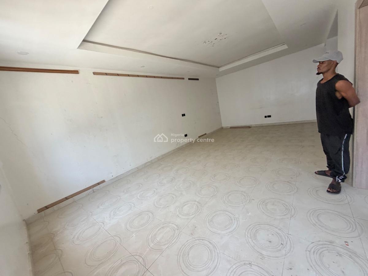 Massive 3 Bedroom Triplex with 2 Living Rooms, 1 Study& 3 Box Rooms, New Road  By The Coastal Road, Lekki, Lagos, Terraced Duplex for Rent