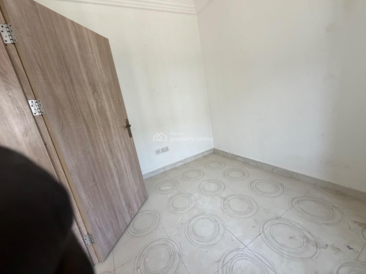 Massive 3 Bedroom Triplex with 2 Living Rooms, 1 Study& 3 Box Rooms, New Road  By The Coastal Road, Lekki, Lagos, Terraced Duplex for Rent