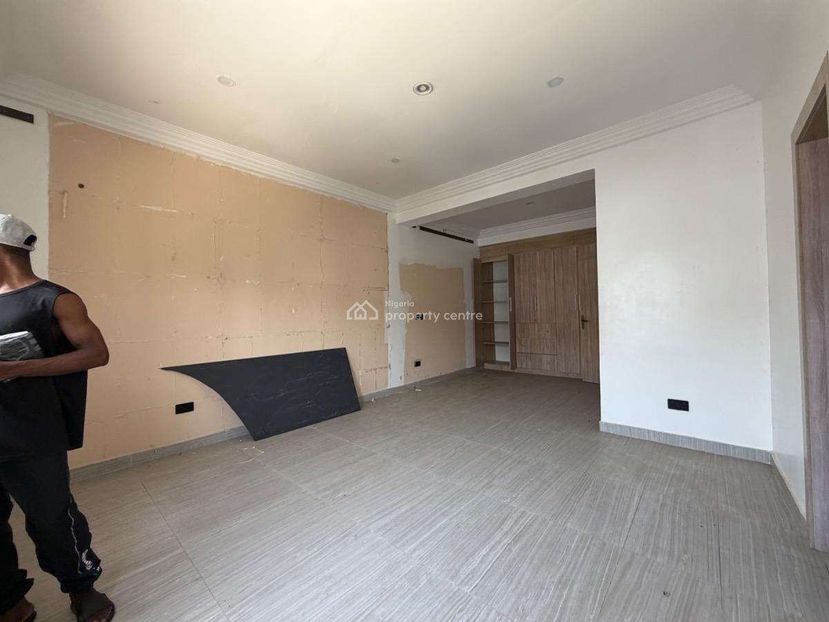 Massive 3 Bedroom Triplex with 2 Living Rooms, 1 Study& 3 Box Rooms, New Road  By The Coastal Road, Lekki, Lagos, Terraced Duplex for Rent