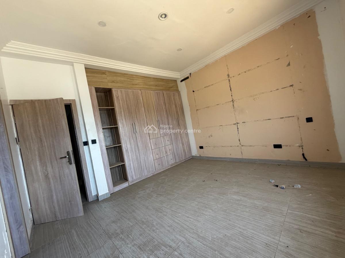 Massive 3 Bedroom Triplex with 2 Living Rooms, 1 Study& 3 Box Rooms, New Road  By The Coastal Road, Lekki, Lagos, Terraced Duplex for Rent