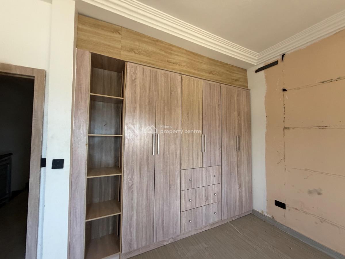 Massive 3 Bedroom Triplex with 2 Living Rooms, 1 Study& 3 Box Rooms, New Road  By The Coastal Road, Lekki, Lagos, Terraced Duplex for Rent