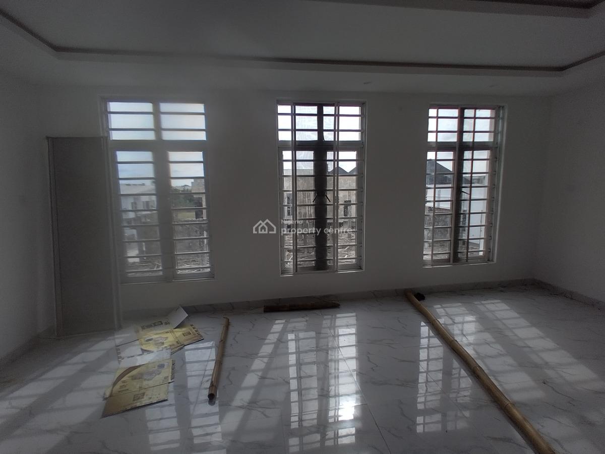 Luxury New 3 Bedroom Upstairs Apartment, Orchid Road, Lekki, Lagos, Flat / Apartment for Rent