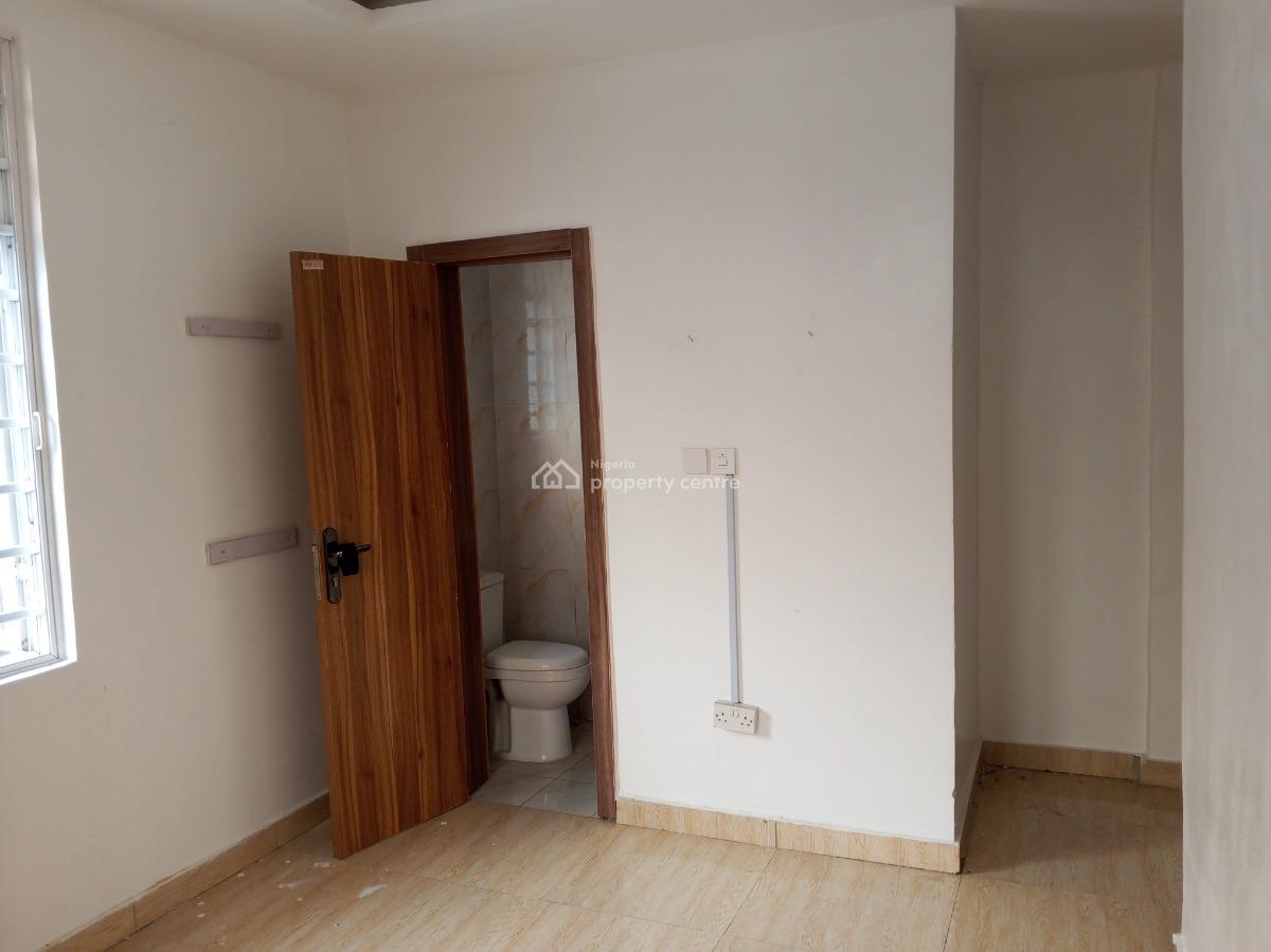 Luxury New 3 Bedroom Upstairs Apartment, Orchid Road, Victoria Crest Estate, Ikota, Lekki, Lagos, Flat / Apartment for Rent