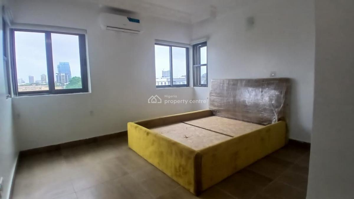 Partially Furnished 3 Bedroom Flat with Bq on The 5th Floor Pool & Gym, Old Ikoyi, Ikoyi, Lagos, Flat / Apartment for Sale