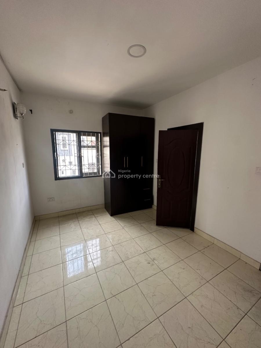 Spacious Two Bedroom Flat in a Secured Estate, Orchid, Lekki, Lagos, Flat / Apartment for Rent