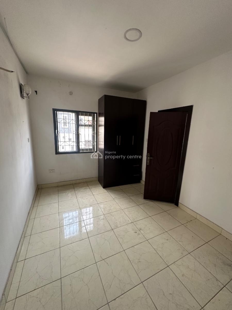 Spacious Two Bedroom Flat in a Secured Estate, Orchid, Lekki, Lagos, Flat / Apartment for Rent