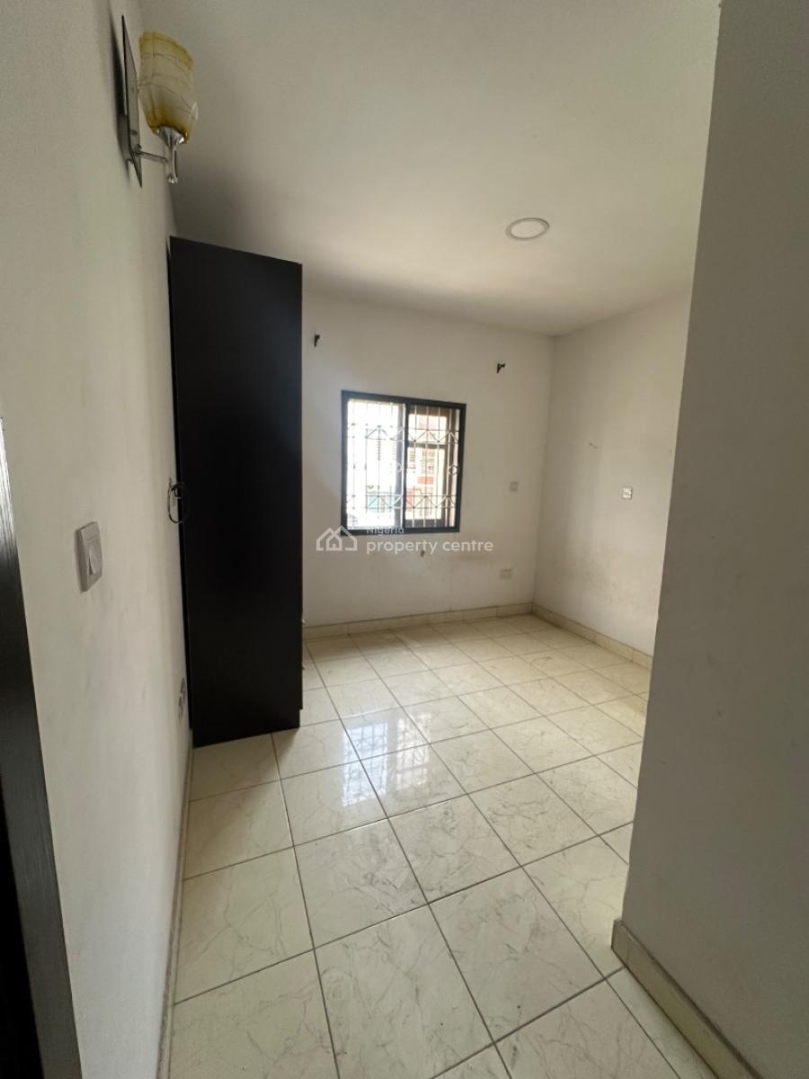 Spacious Two Bedroom Flat in a Secured Estate, Orchid, Lekki, Lagos, Flat / Apartment for Rent