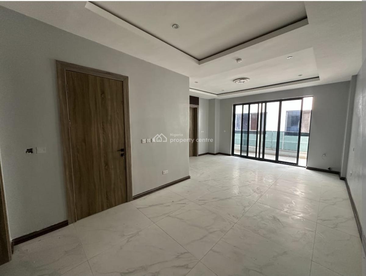 Excellent 4 Bedroom Maisonette with a Bq, Lekki Phase 1, Lekki, Lagos, Flat / Apartment for Sale