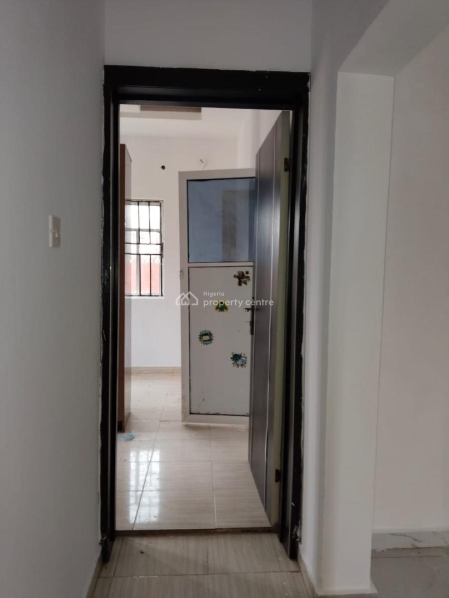 Executive 2 Bedroom Flat, Magboro, Ogun, Flat / Apartment for Rent