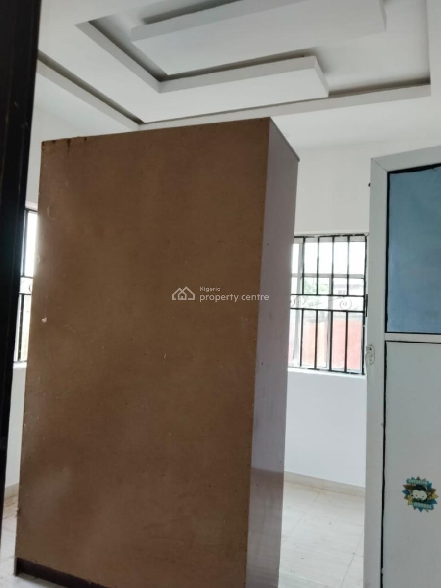 Executive 2 Bedroom Flat, Magboro, Ogun, Flat / Apartment for Rent