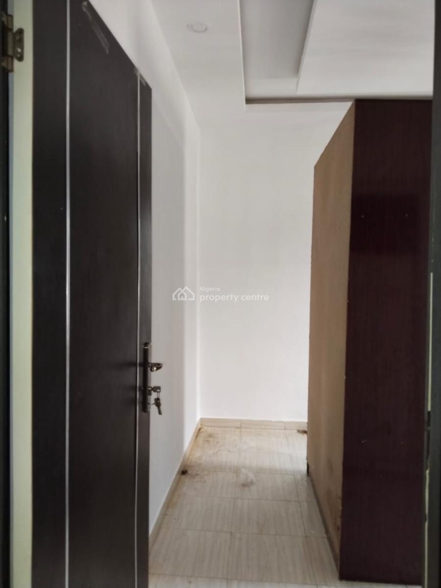 Executive 2 Bedroom Flat, Magboro, Ogun, Flat / Apartment for Rent