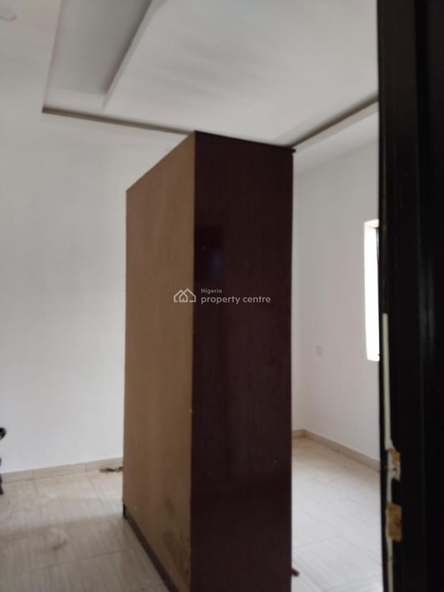 Executive 2 Bedroom Flat, Magboro, Ogun, Flat / Apartment for Rent