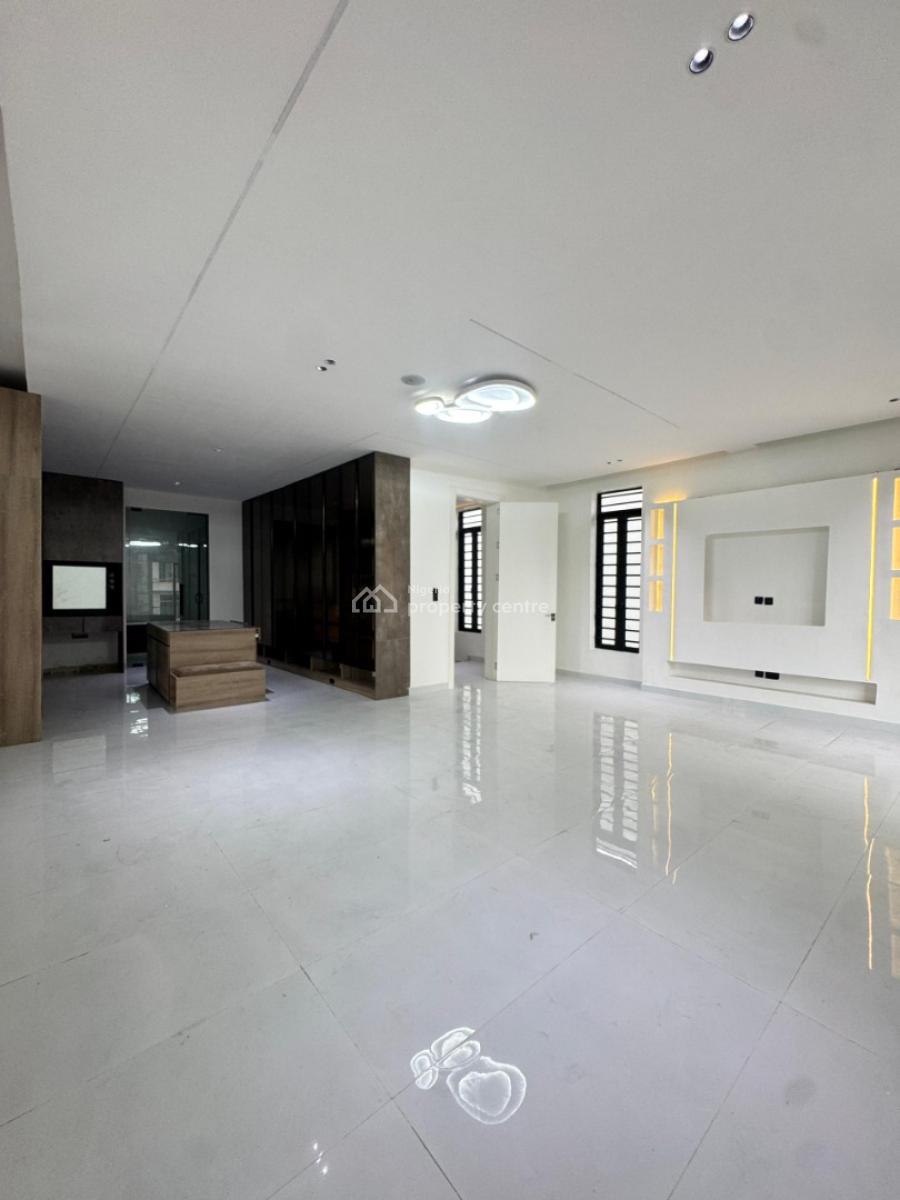 Elegant 5bedroom Duplex with a Pool and a Bq, Lekki Phase 1, Lekki, Lagos, Detached Duplex for Sale