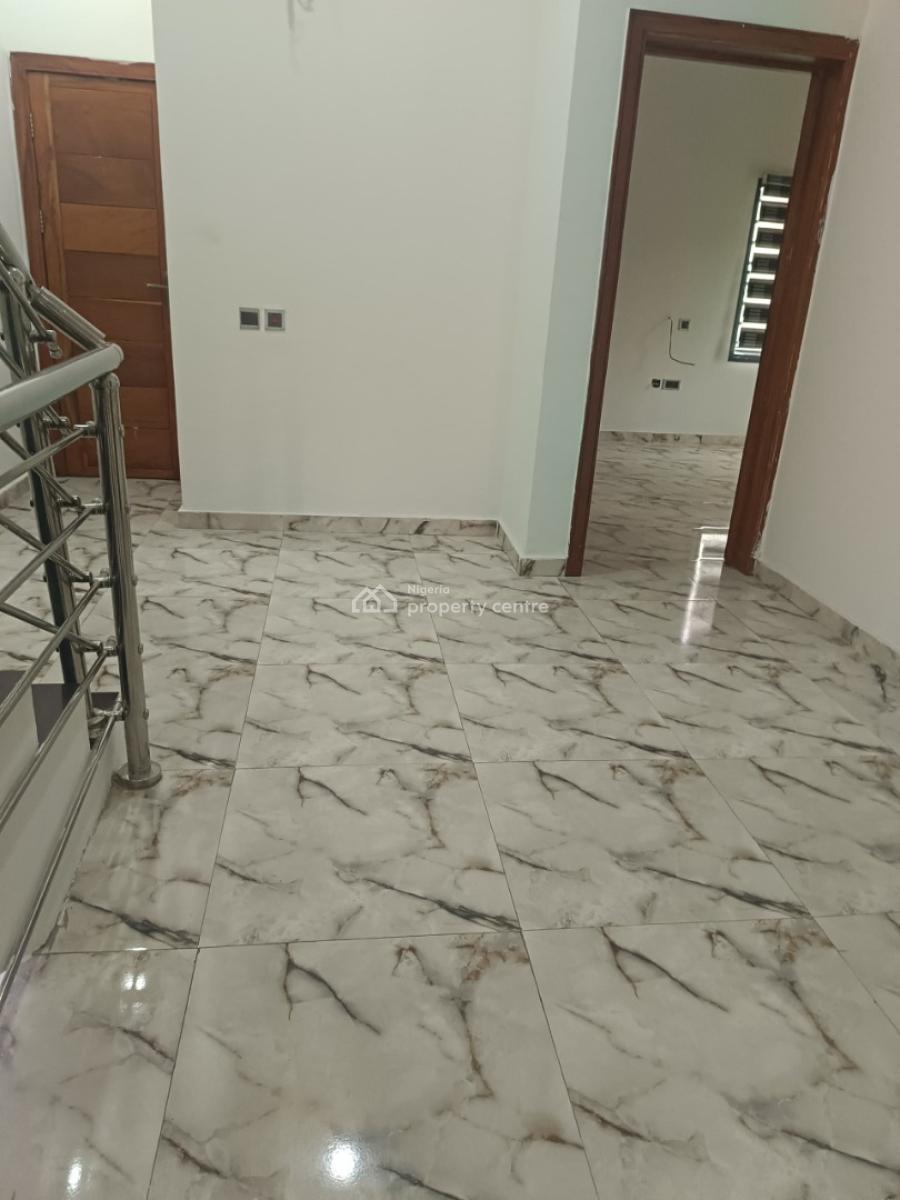 Luxury 5-bedroom Semi-detached House with a Room Bq, Gra Phase 2, Magodo, Lagos, Semi-detached Duplex for Rent