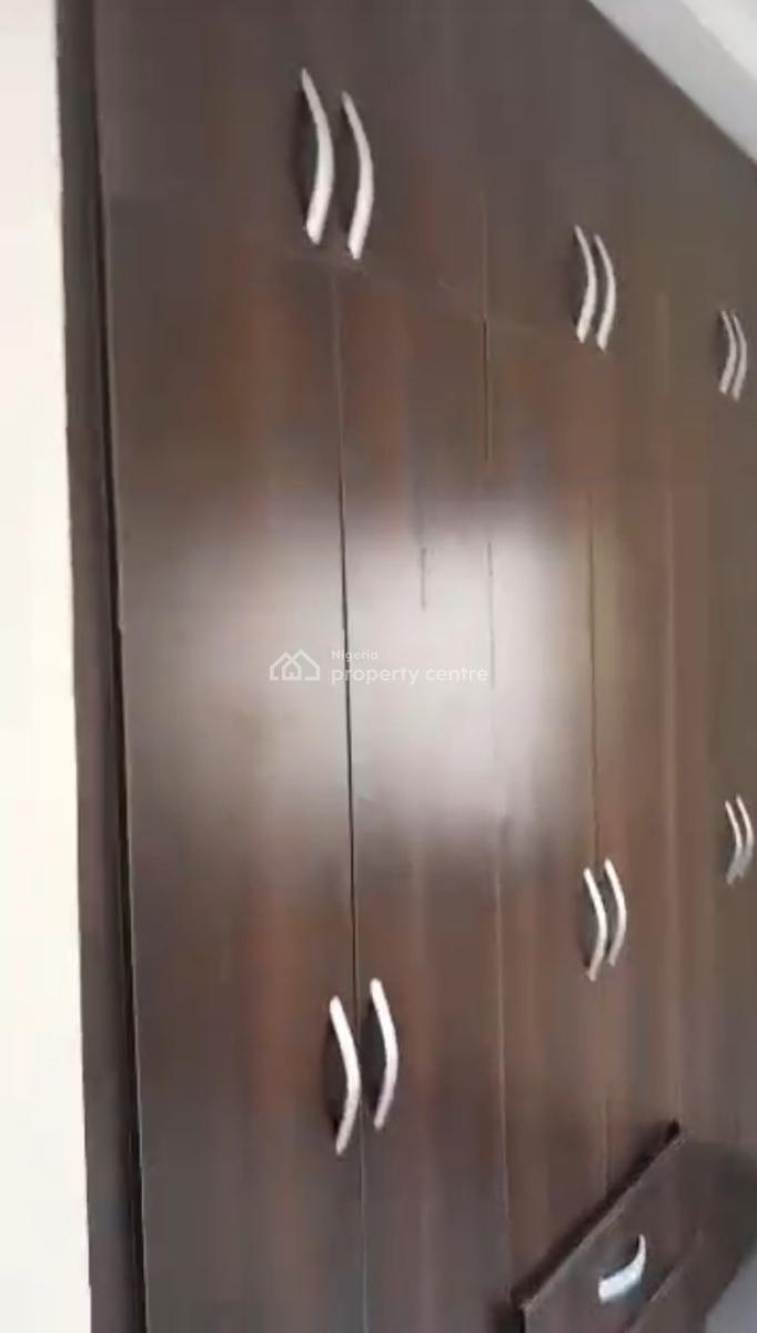 Nice 3bedroom Flat,1st Floor  Tarred Rd, By Zartech, Tarred Rd, Wuye, Abuja, Flat / Apartment for Rent