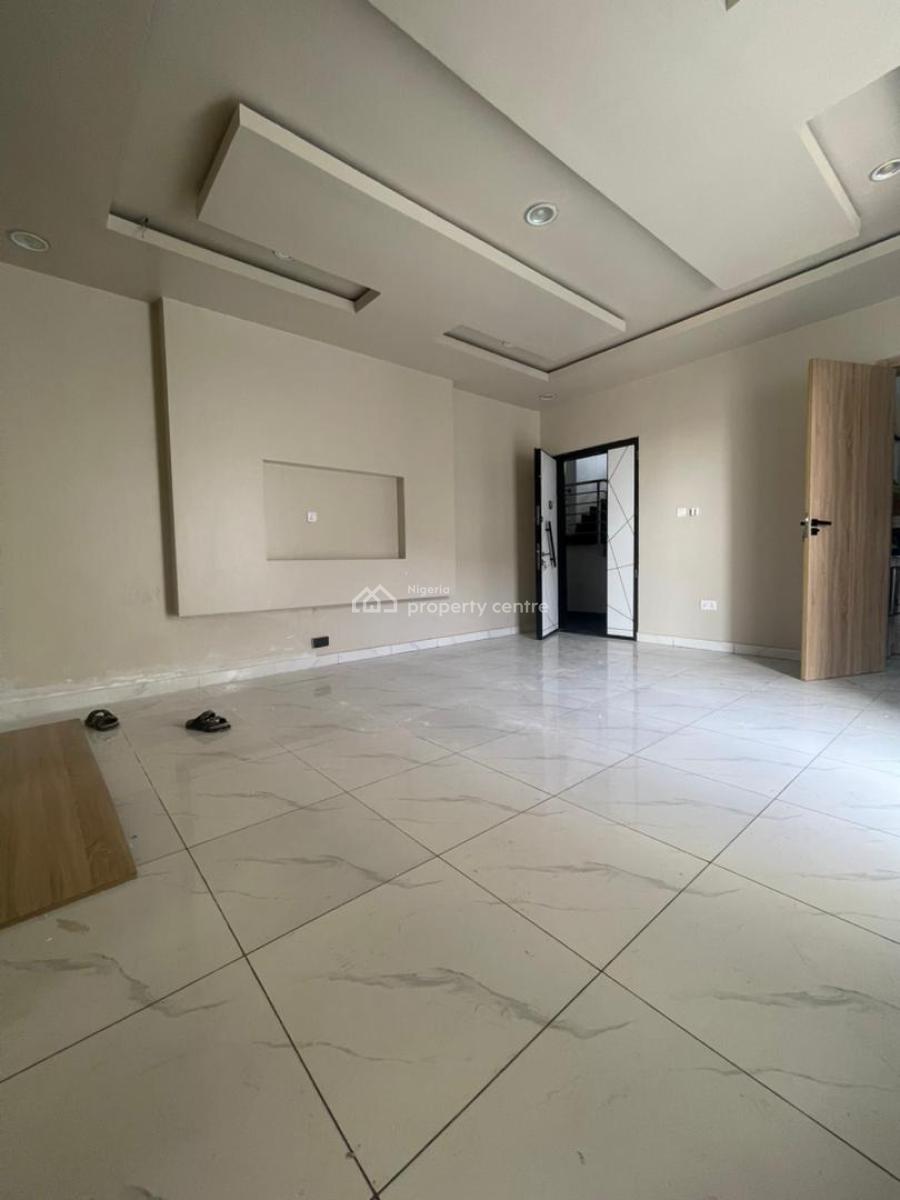 Standard Spacious Fully Serviced 2bedroom Apartment Upstairs in Sweet, in Secured Estate at Ologolo Lekki, Ologolo, Lekki, Lagos, Flat / Apartment for Rent