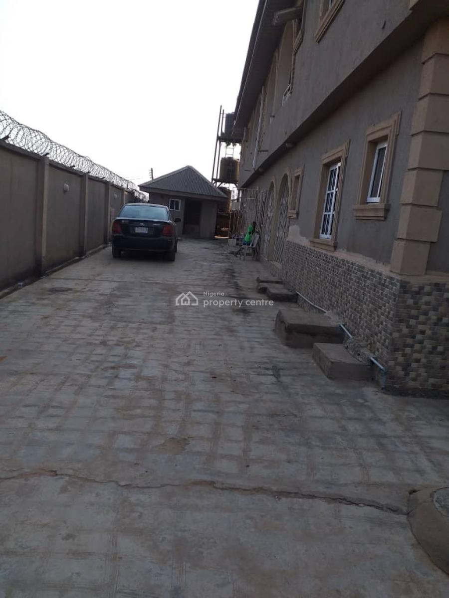 Block of 3-bedroom Flats in a Secure Neighborhood, Magada, Magboro, Ogun, Block of Flats for Sale