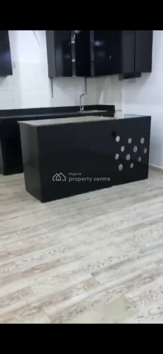 Massive Room and Parlor, Lekki Right, Lekki Phase 1, Lekki, Lagos, Mini Flat (room and Parlour) for Rent