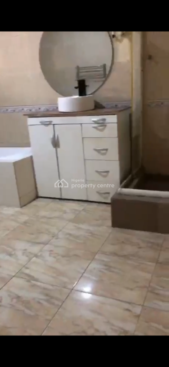 Massive Room and Parlor, Lekki Right, Lekki Phase 1, Lekki, Lagos, Mini Flat (room and Parlour) for Rent