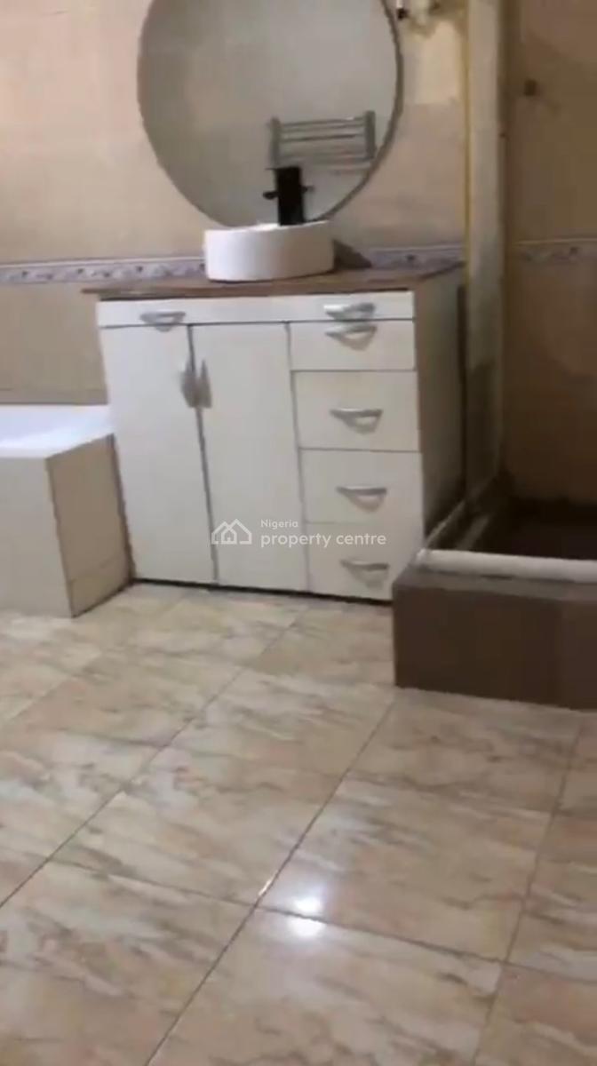 Massive Room and Parlor, Price Slashed, Maruwa, Lekki Phase 1, Lekki, Lagos, Mini Flat (room and Parlour) for Rent