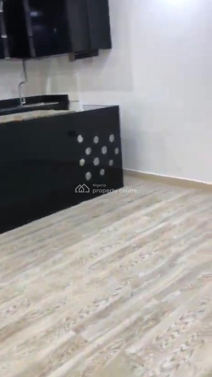 Massive Room and Parlor, Price Slashed, Maruwa, Lekki Phase 1, Lekki, Lagos, Mini Flat (room and Parlour) for Rent