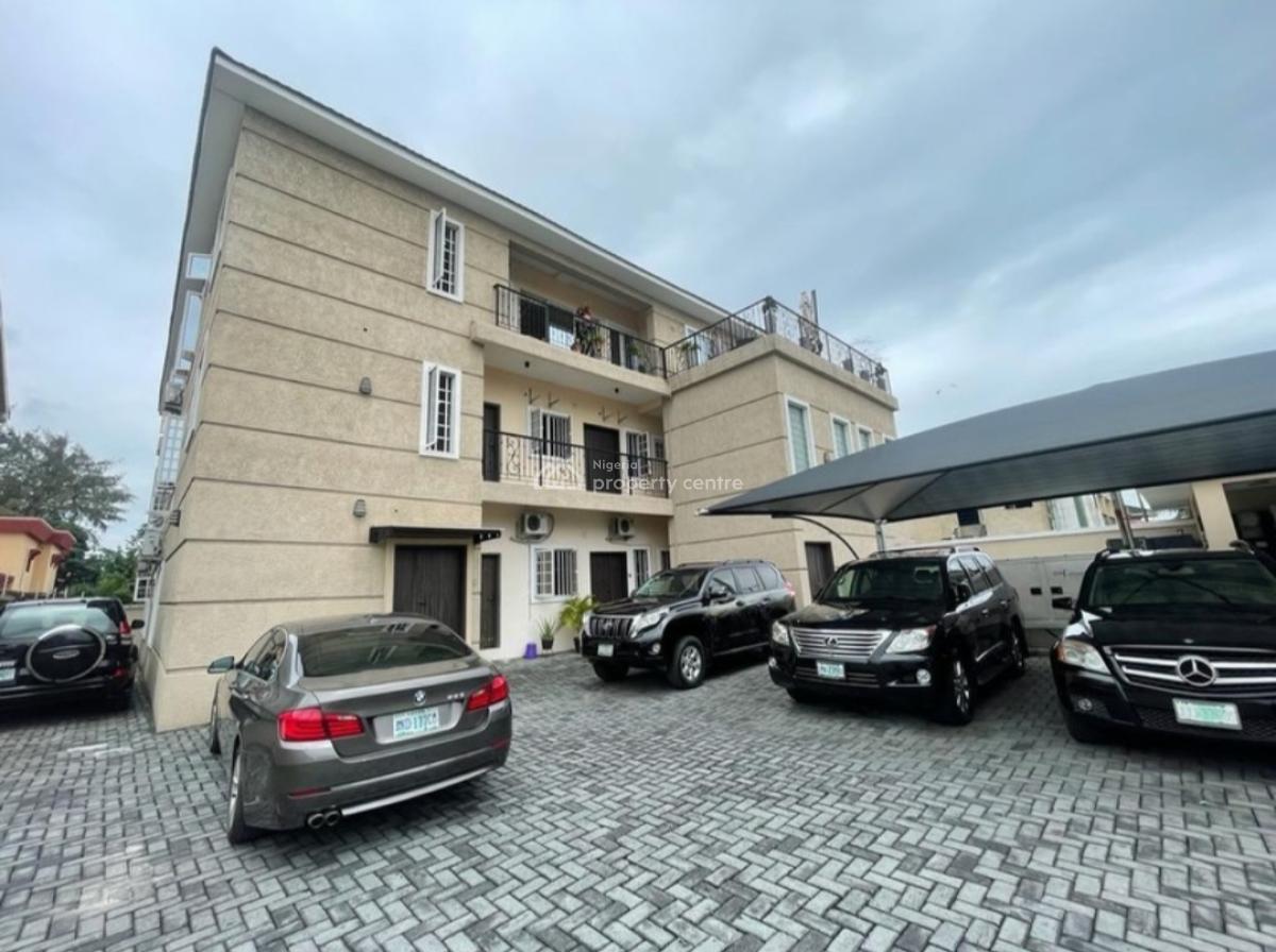 3 Bedroom Ensuite Flat with an Anteroom, Big Living Room Area, Dining, Lekki Phase 1, Lekki, Lagos, Flat / Apartment for Rent