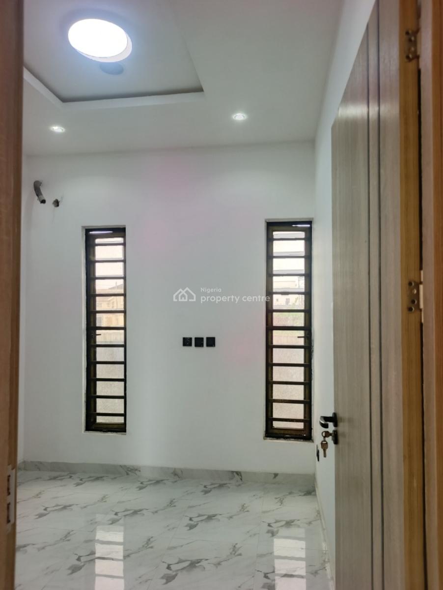 Distress Newly Built Luxury 4 Bedroom Semi Detached Duplex with Bq, Ikota, Lekki, Lagos, Semi-detached Duplex for Sale