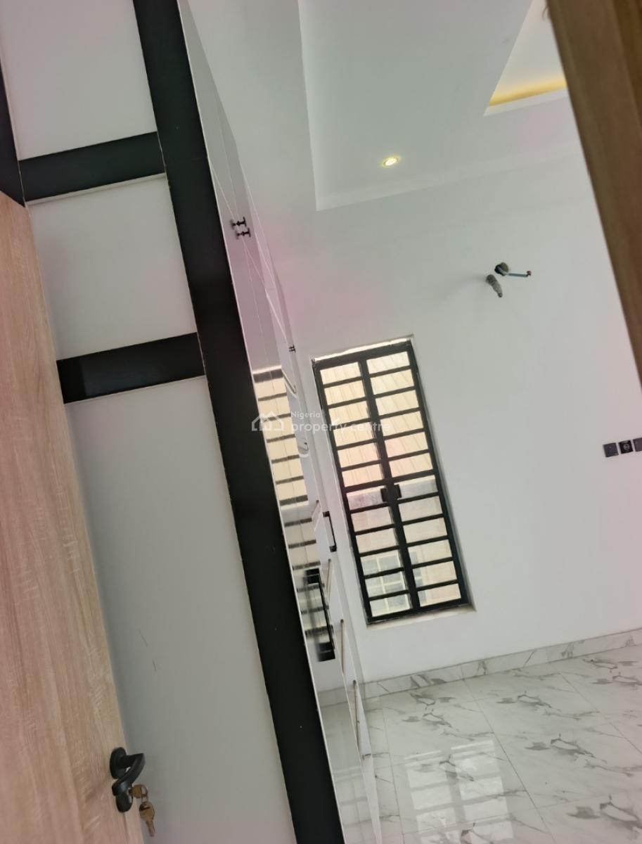 Distress Newly Built Luxury 4 Bedroom Semi Detached Duplex with Bq, Ikota, Lekki, Lagos, Semi-detached Duplex for Sale