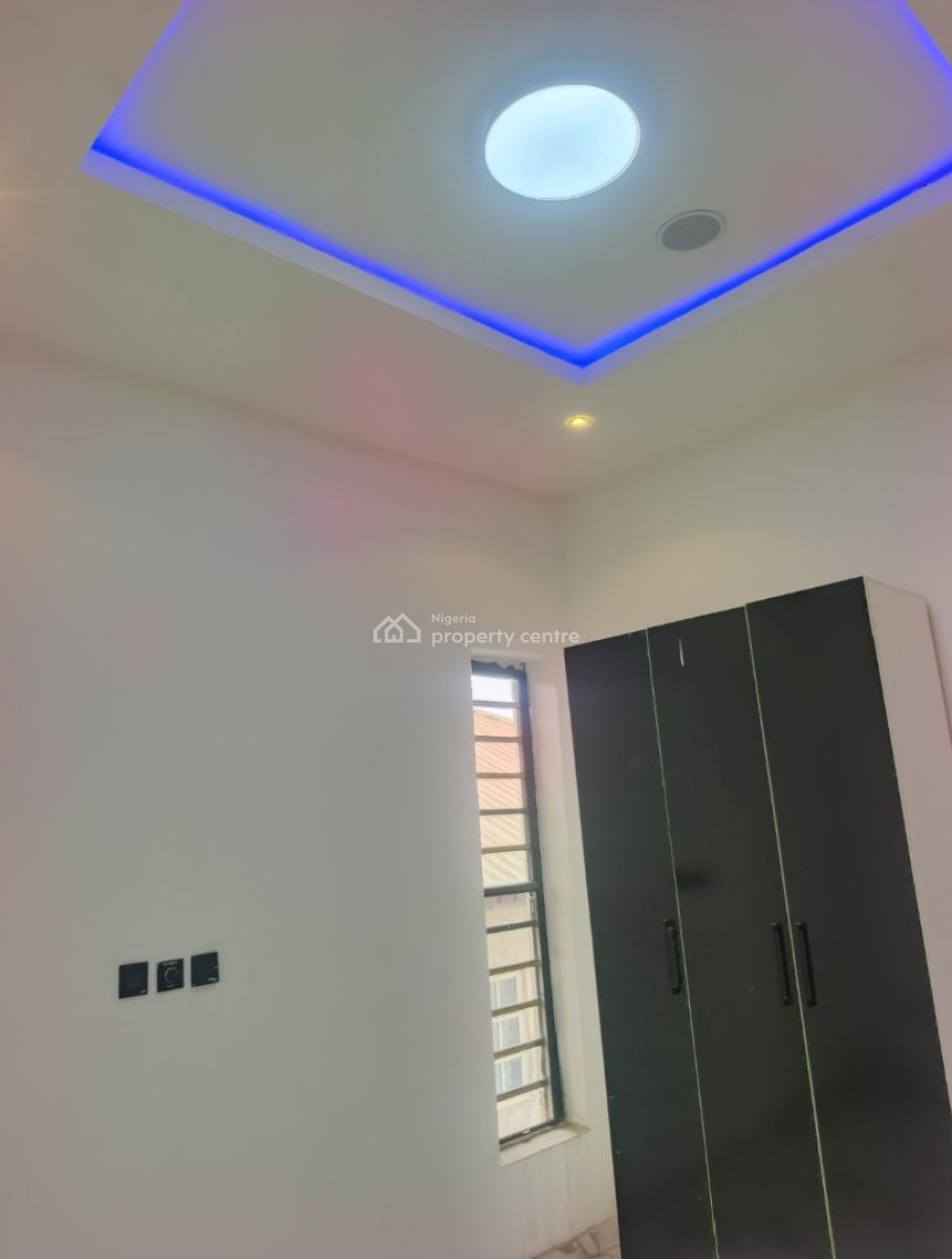 Distress Newly Built Luxury 4 Bedroom Semi Detached Duplex with Bq, Ikota, Lekki, Lagos, Semi-detached Duplex for Sale