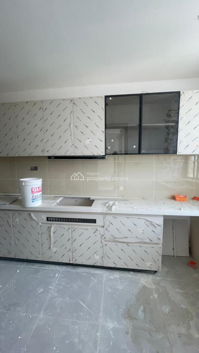 a Newly Finished 2 Bedroom Apartment, Lekki Phase 1, Lekki, Lagos, Flat / Apartment for Sale