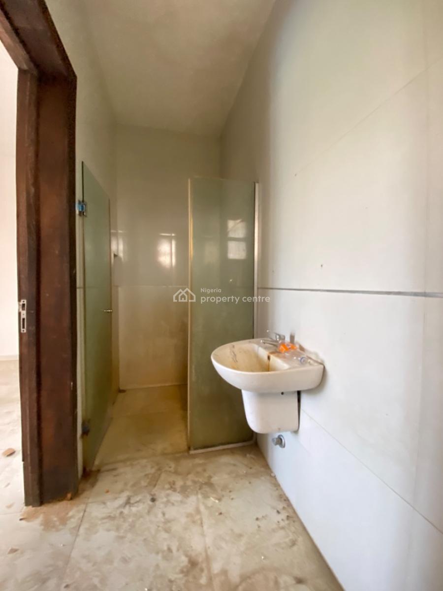 Standard 2 Bedroom Apartment - Upstairs, Badore, Ajah, Lagos, Flat / Apartment for Rent