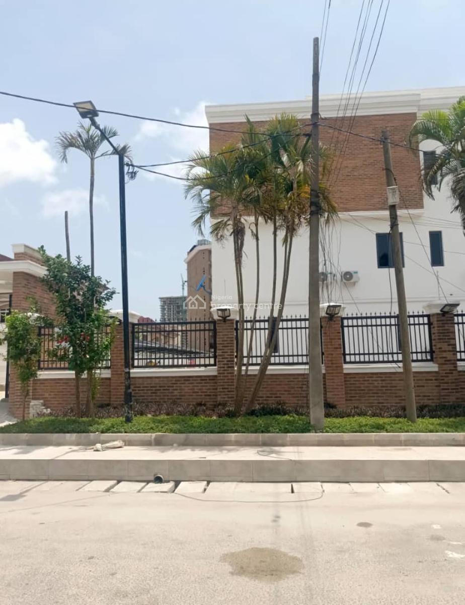 Stunning Luxury 4 Bedroom Terrace with Bq in a Secure Estate, Ikoyi, Lagos, Terraced Duplex for Sale