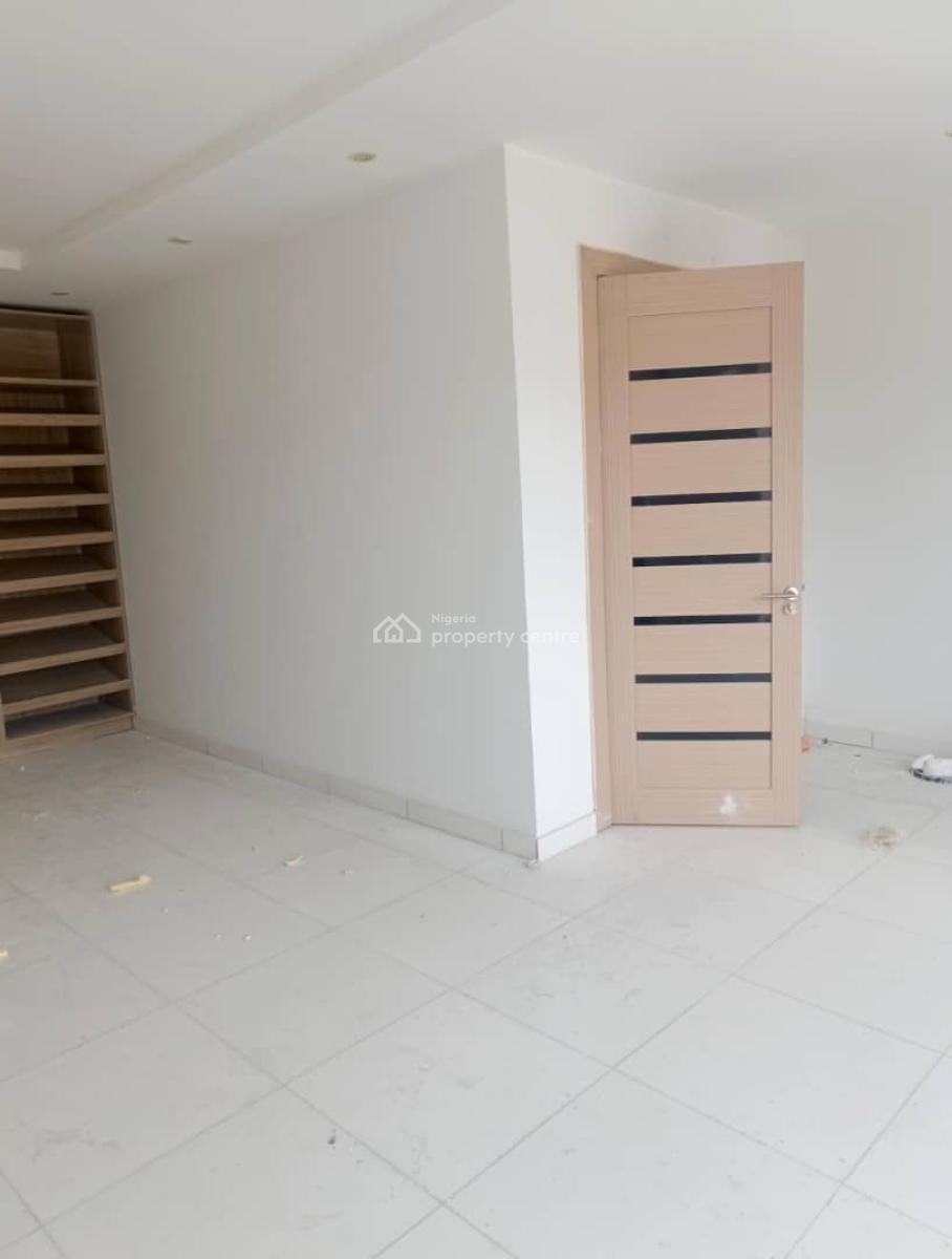 Stunning Luxury 4 Bedroom Terrace with Bq in a Secure Estate, Ikoyi, Lagos, Terraced Duplex for Sale