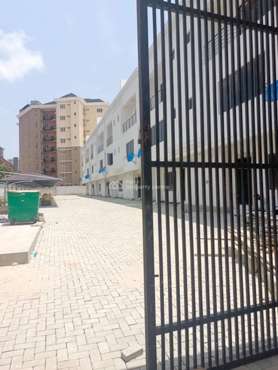 Stunning Luxury 4 Bedroom Terrace with Bq in a Secure Estate, Ikoyi, Lagos, Terraced Duplex for Sale