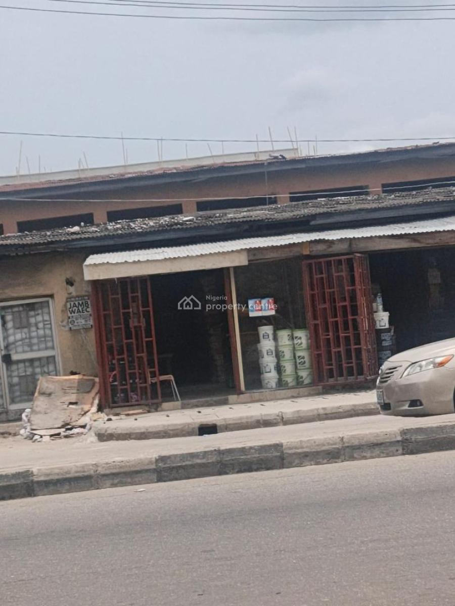 Two Storey Building with a Bungalow on 1300sqm, Jibowu, Yaba, Lagos, Commercial Property for Sale