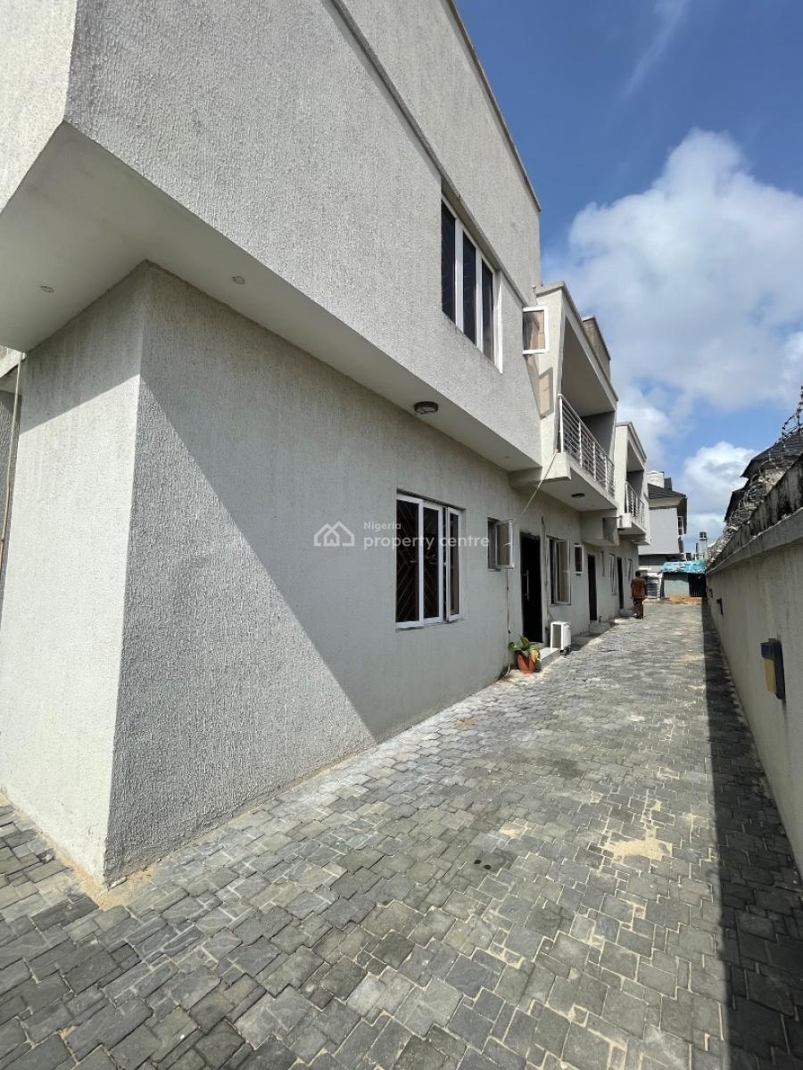 3 Bedroom, Right Handside, Lekki Phase 1, Lekki, Lagos, Flat / Apartment for Rent