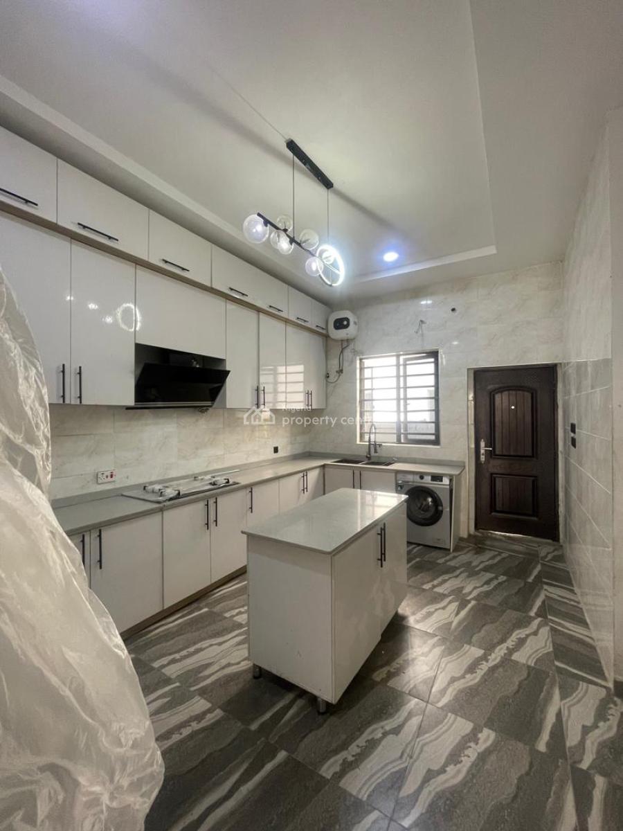 Beautiful 4 Bedroom Fully Detached Duplex with a Car Port and Bq, Ikate, Lekki, Lagos, Detached Duplex for Sale