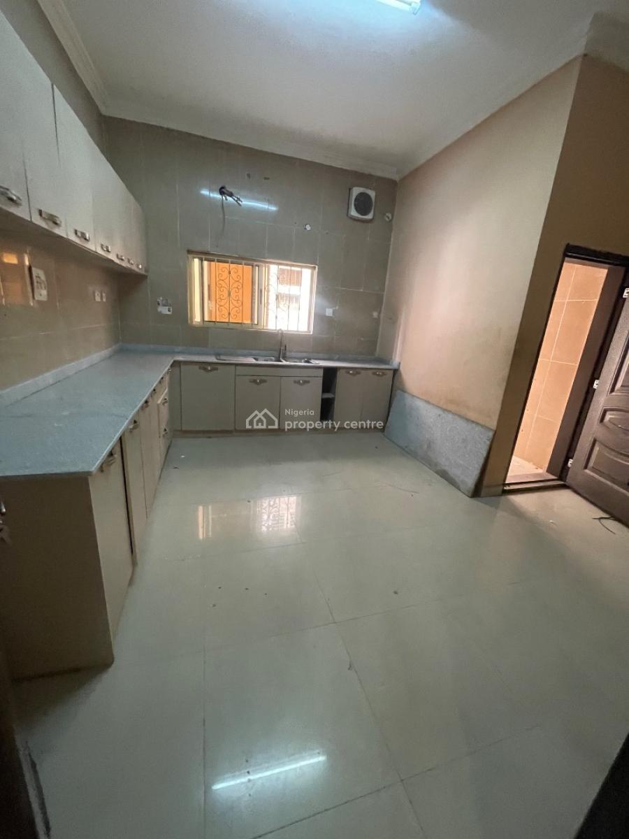 4 Bedroom, Right Handside, Lekki Phase 1, Lekki, Lagos, Terraced Duplex for Rent